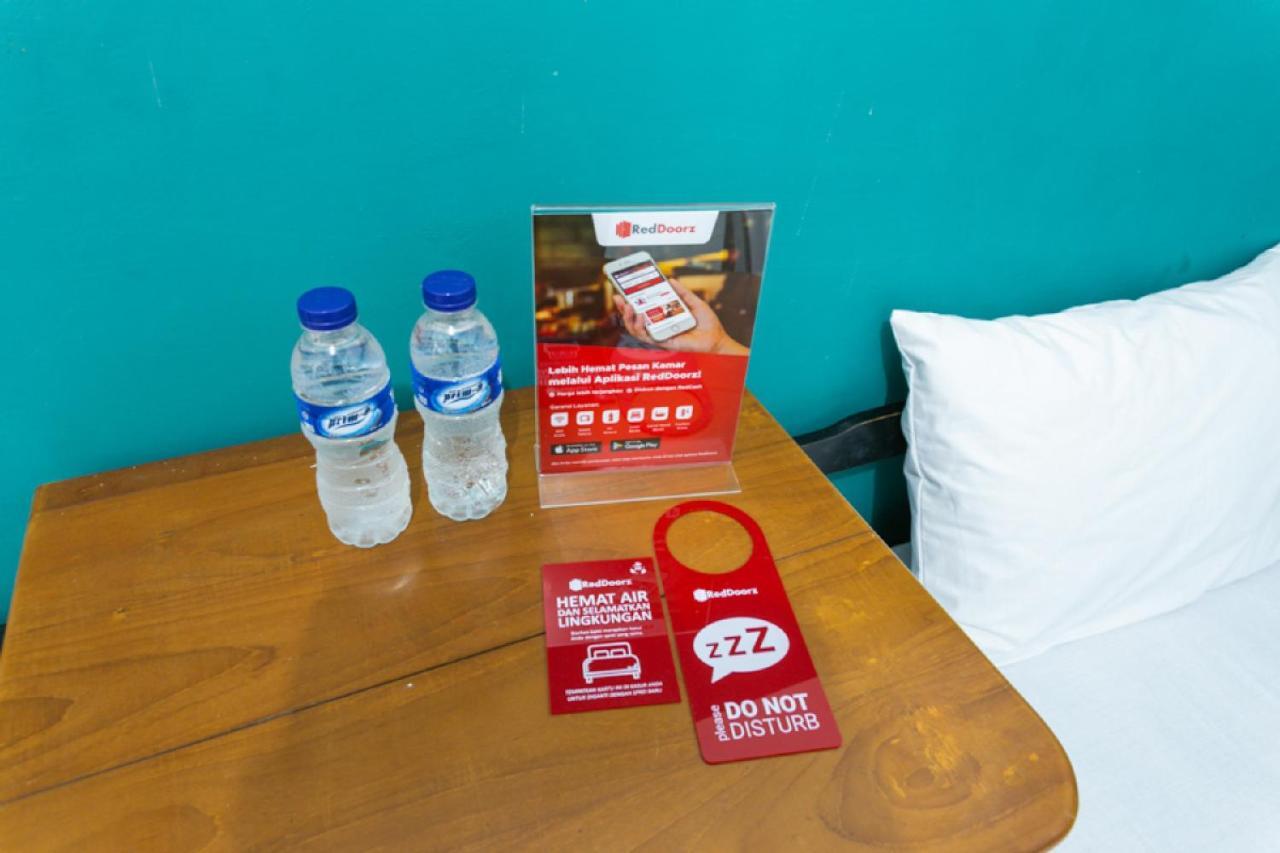 Hotel Reddoorz Syariah Near Alun Alun Magelang Bayeman Exterior foto