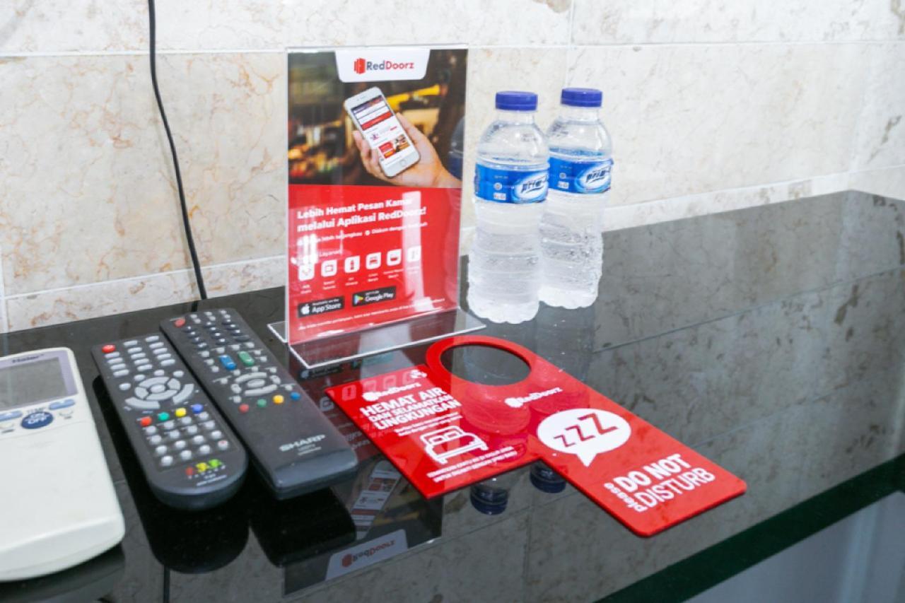 Hotel Reddoorz Syariah Near Alun Alun Magelang Bayeman Exterior foto